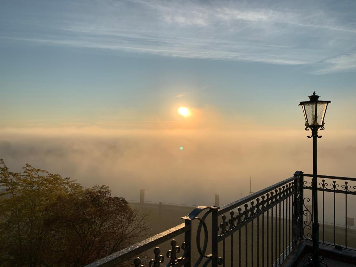 Ringhotel Schloss Tangermünde Buitenkant foto